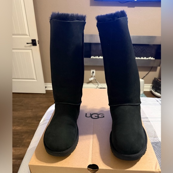UGG Black W Bailey Bow Tall II Boots - Picture 4 of 8